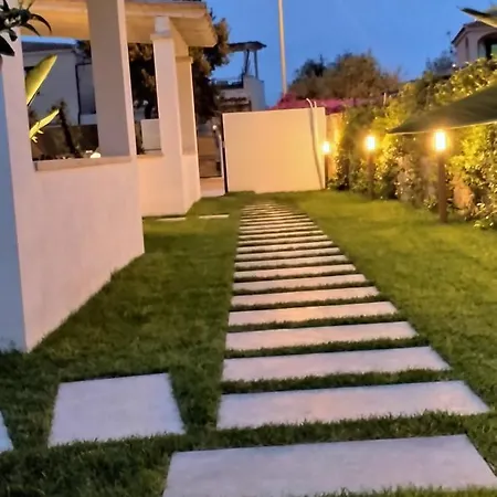 Berenike Pensionat San Teodoro (Sardinia)