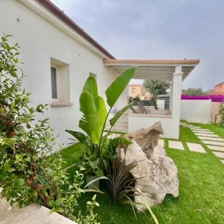 Berenike Pensionat San Teodoro (Sardinia)